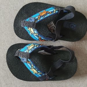 Teva 6204 USA size 4/5 baby sandals